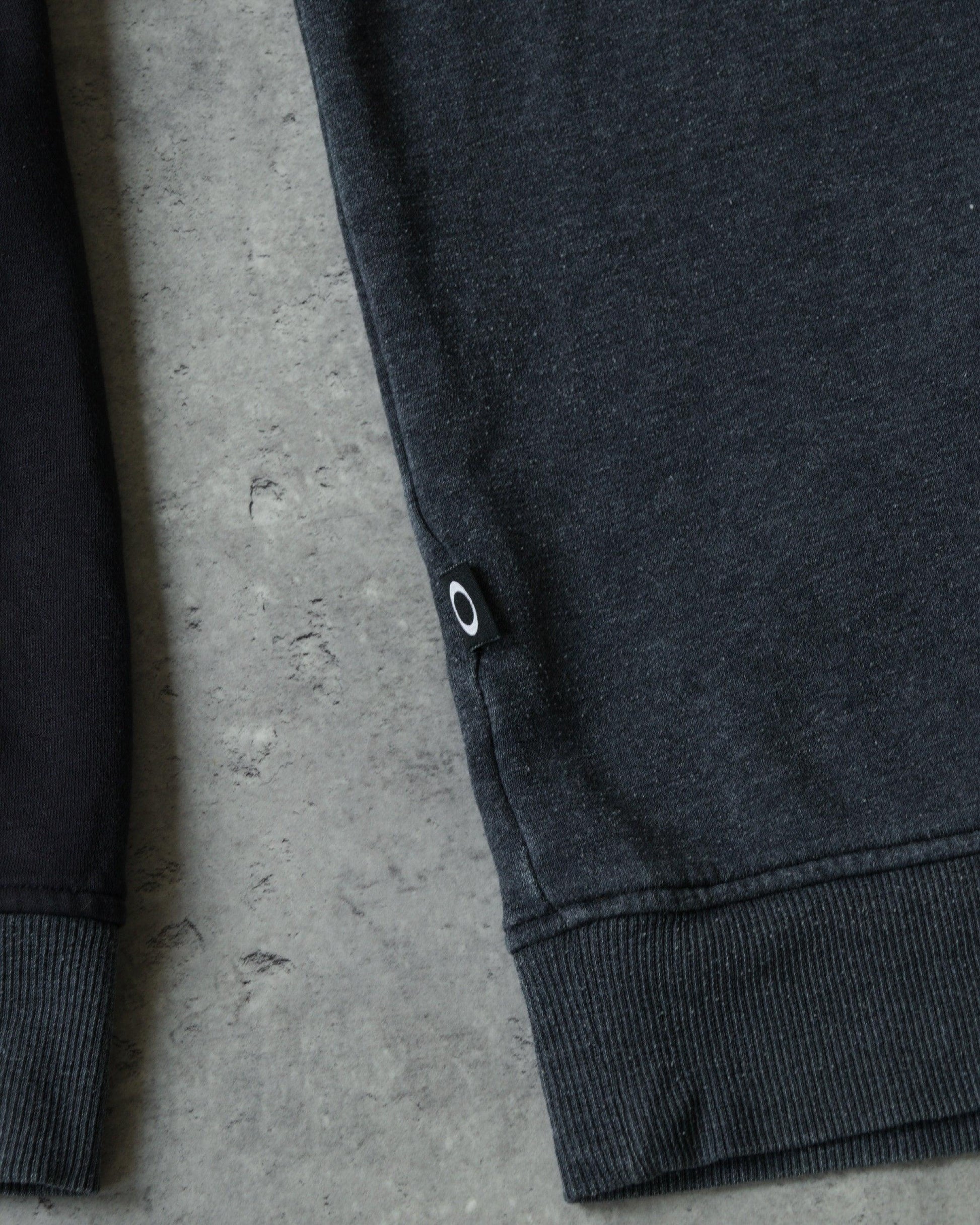 OAKLEY TWO TONE HOODIE - BLACK/DARK GREY | UNMARKET